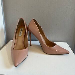 Steve Madden Vida Pointed-Toe Pumps - Nude Patent - 7M